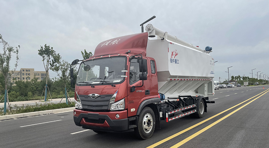 10-15噸福田2軸飼料車